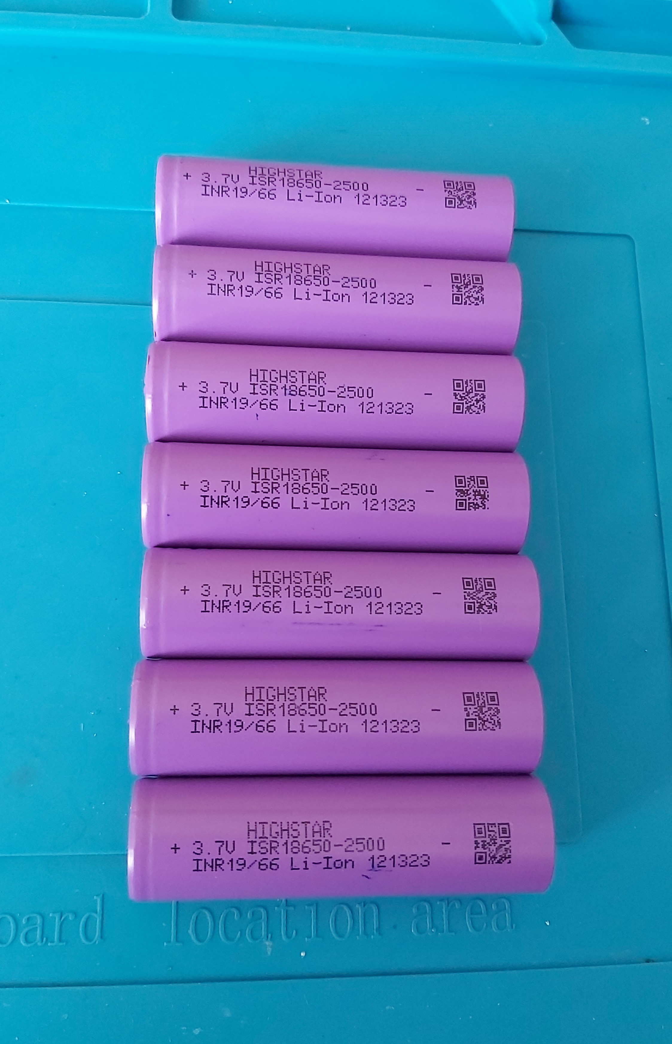 7 Adet 18650 Li-ion Şarjlı Pil (Yenilenmiş)