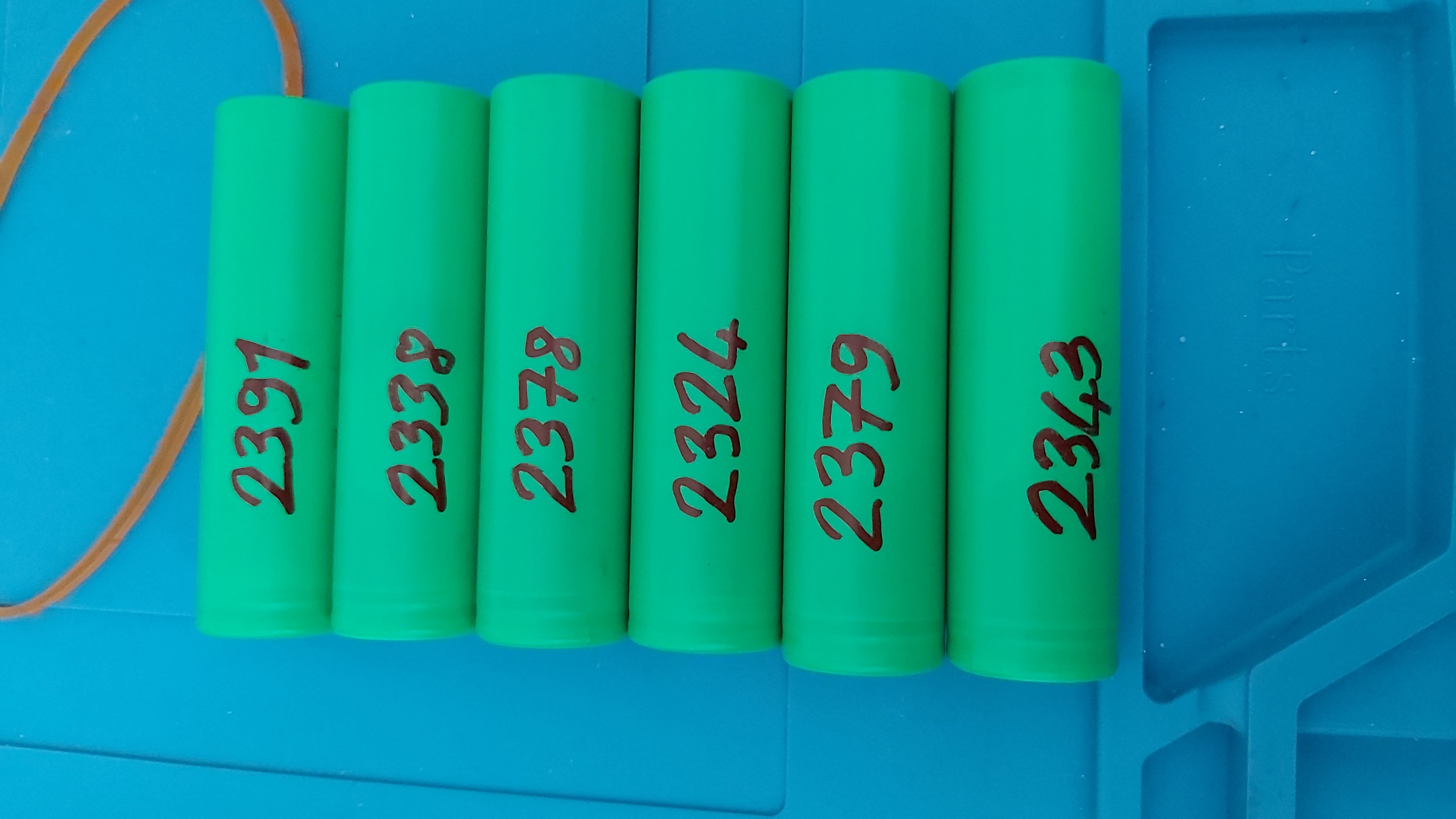 6 Adet EVE 25P 18650 Li-ion Şarjlı Pil